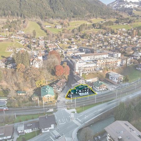 Na-Home Kitzbuehel Streif Екстериор снимка