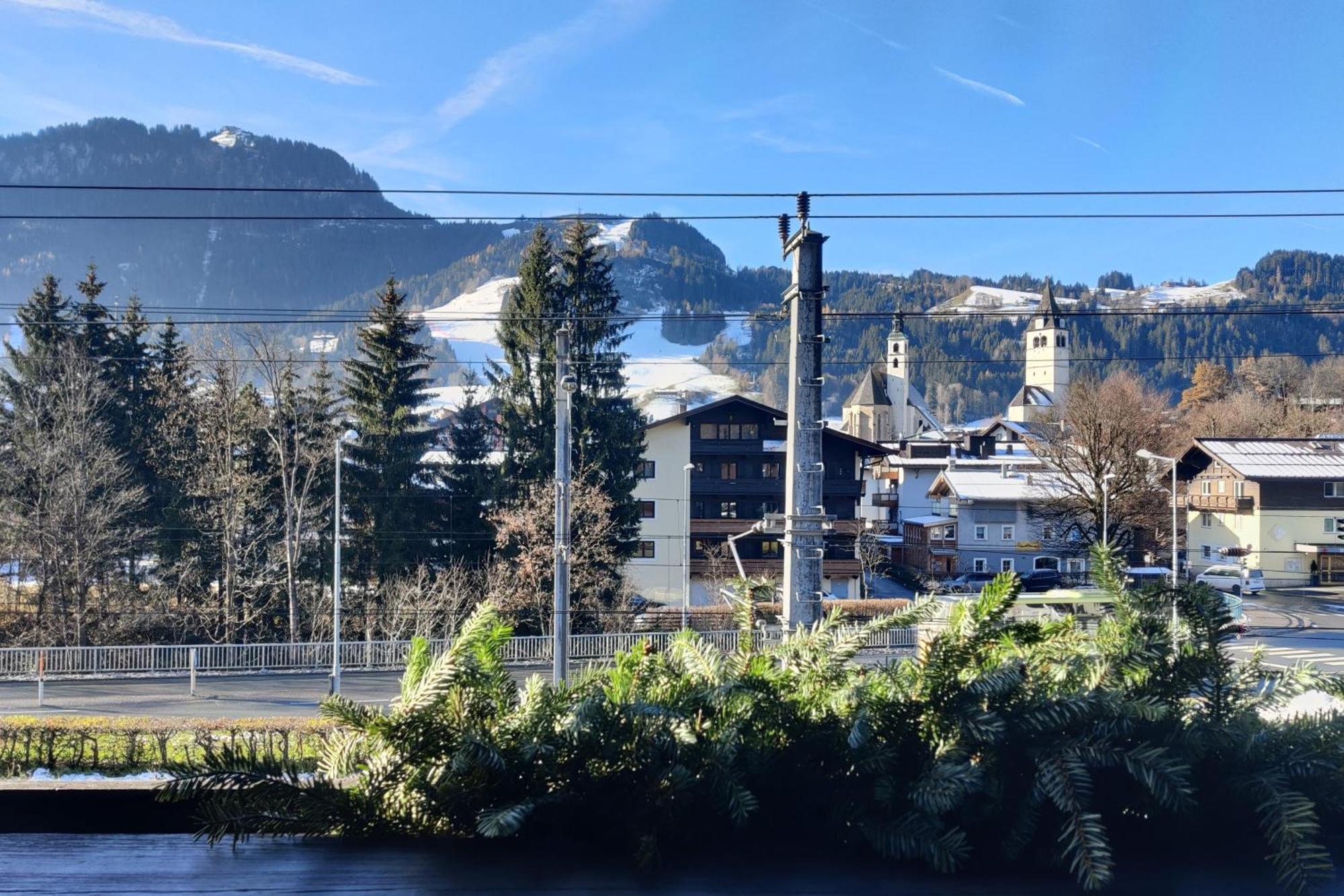 Na-Home Kitzbuehel Streif Екстериор снимка
